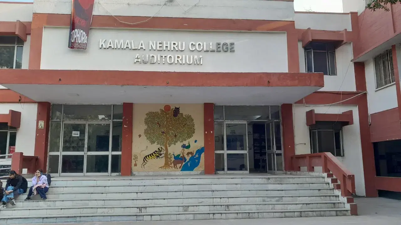 Kamala Nehru College Auditorium photo 2